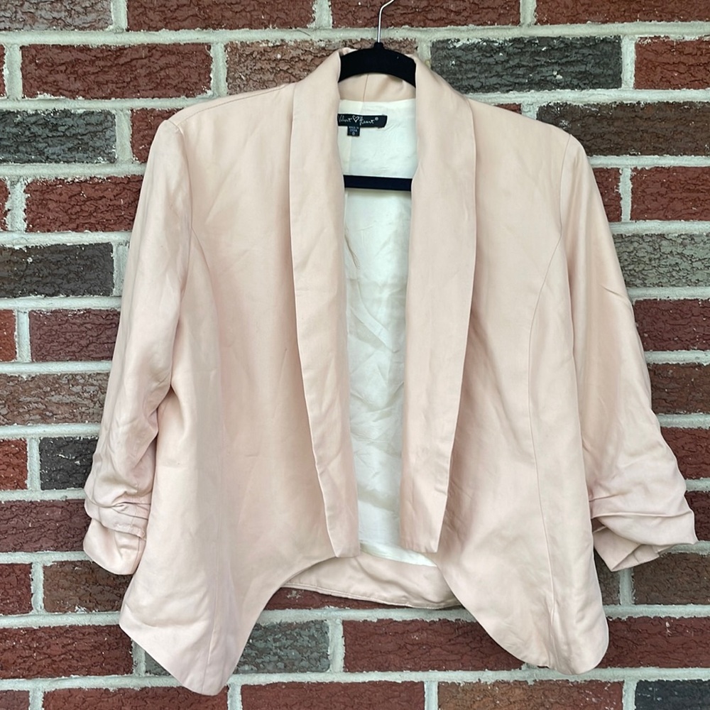 Blush colored blazer like cover-up with three-quarter like sleeves (small)